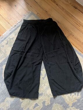 zara barrel trousers